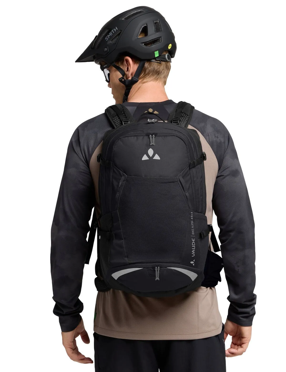 Vaude Bike Alpin 23+5 l mountainbike rugzak zwart
