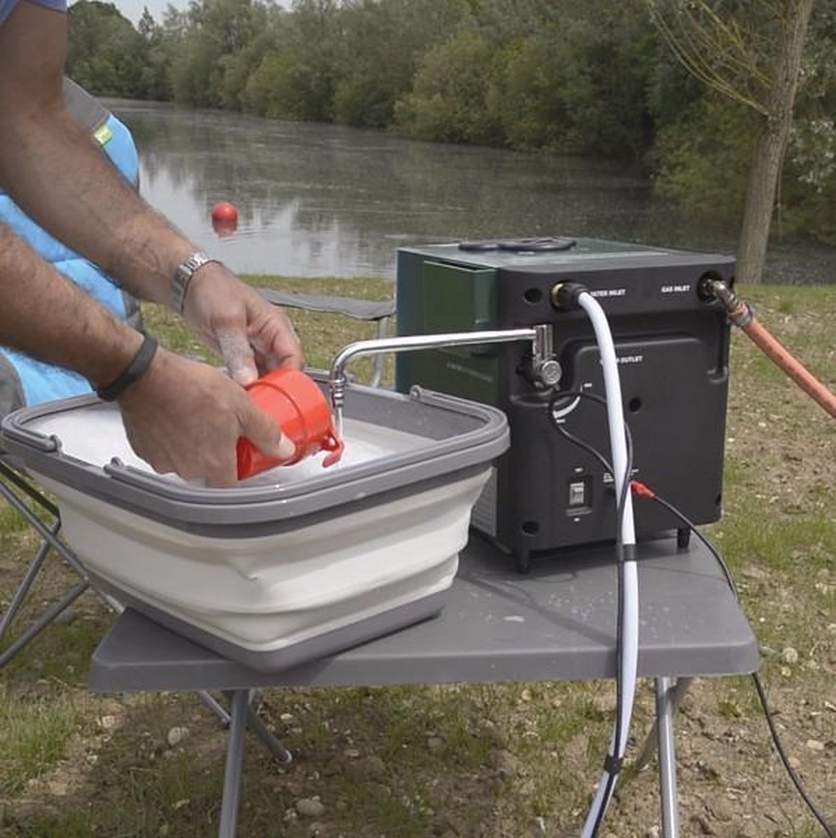Kampa Geyser Hot Water System Warmwatersysteem op gas