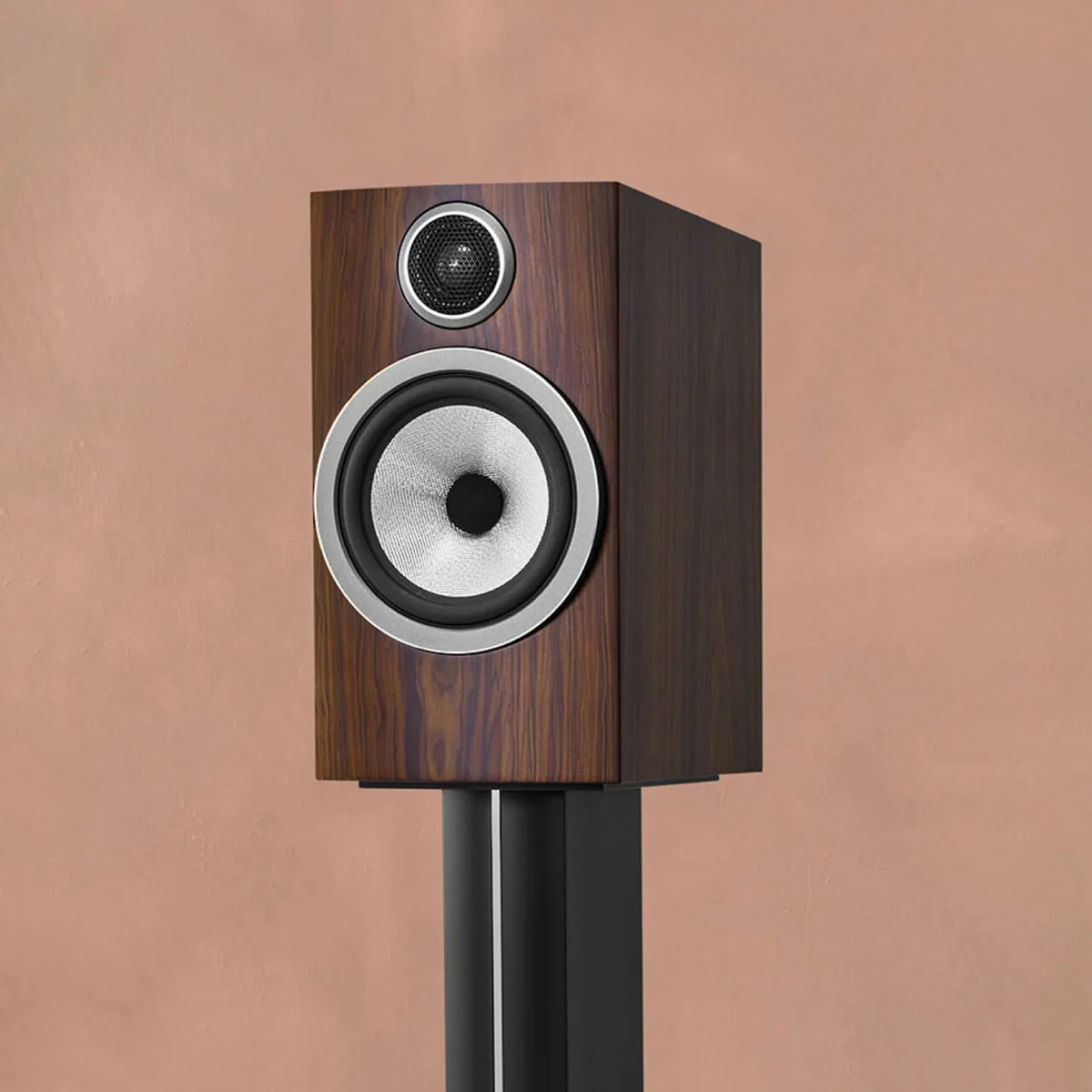 Bowers & Wilkins 706S3 mocca luidspreker