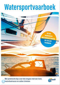 ANWB Watersportvaarboek praktische tips over het omgaan met een boot