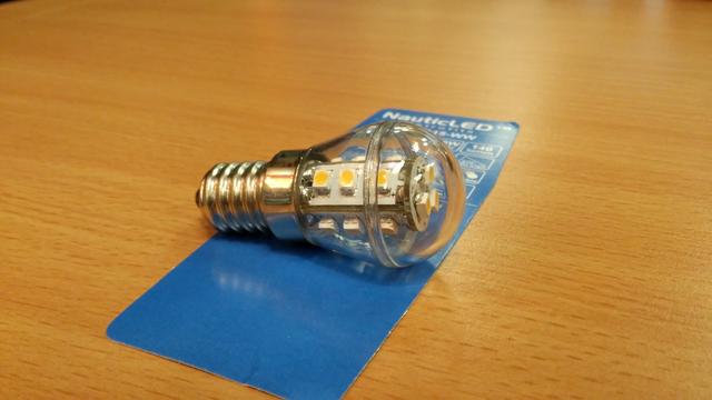 NauticLED Bulb-15 E14 rondom schijnend, 2700K