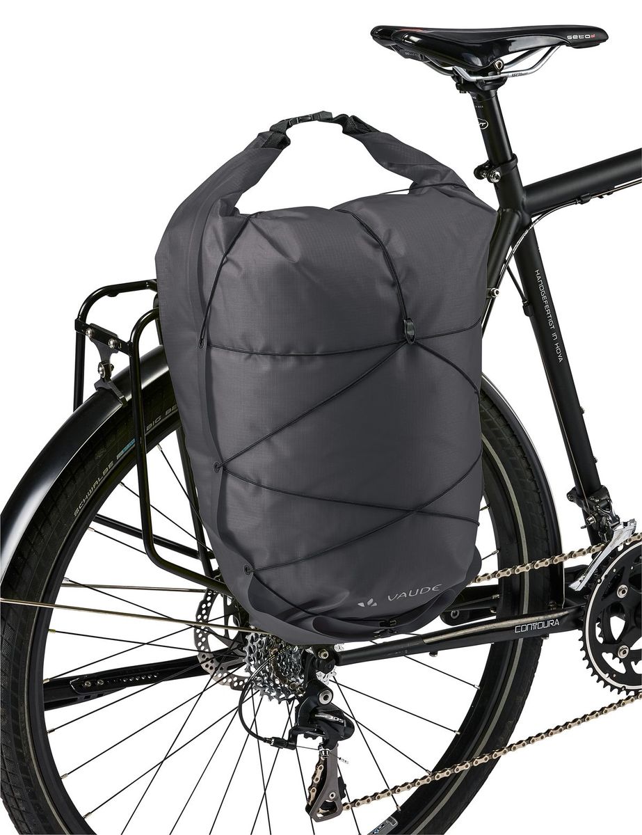 Vaude Aqua Back Light achtertassen voor fiets zwart