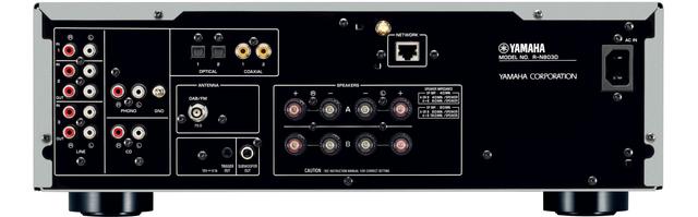 Yamaha R-N803D zwart receiver met MusicCast multiroom, muziek streaming en Eisa Award